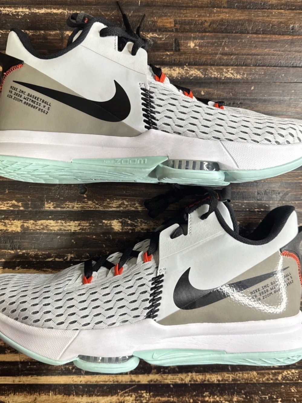 Nike Men's White Black Mint Performance Basketball Sneakers